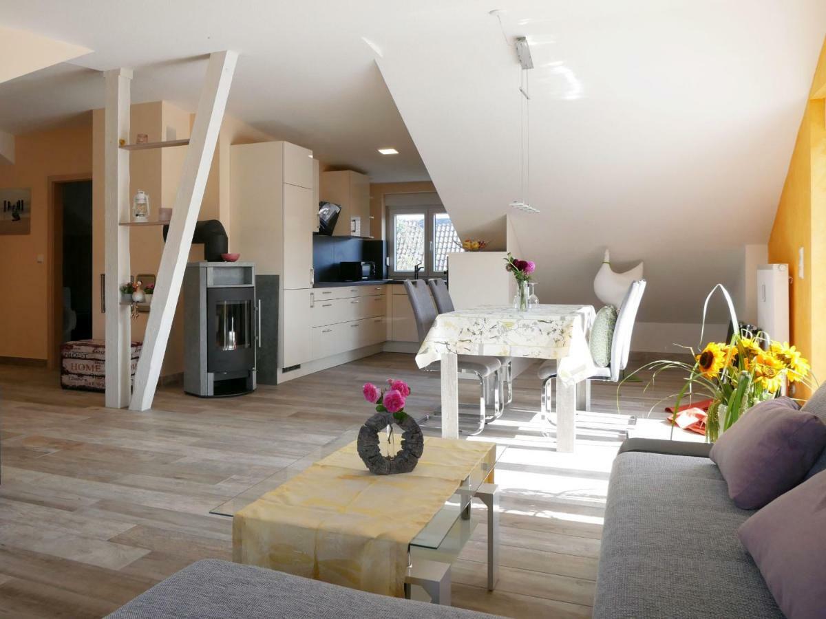 Mosbach  Ferienwohnung Kirschbluete מראה חיצוני תמונה